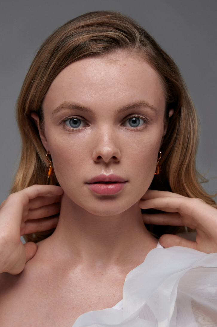 Earrings “Clear amber stone”
